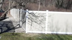 2 toned vinyl fence