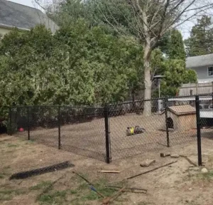 Black Chain Link Pet Fence